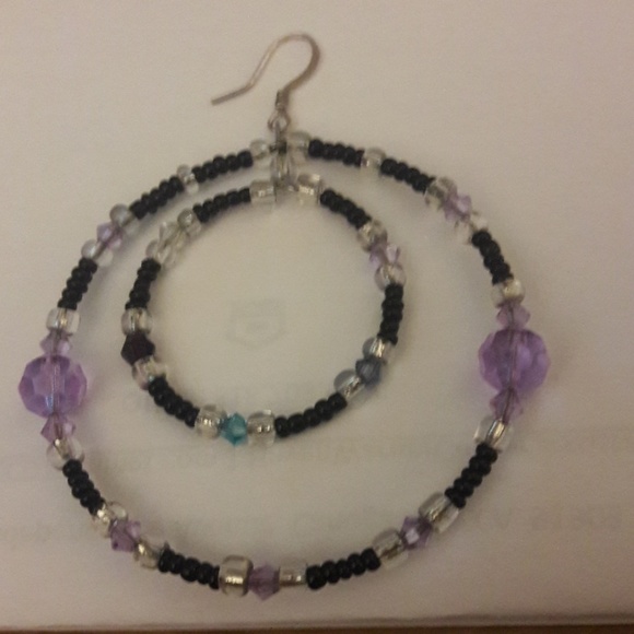 💗🖤Handmade Hoops - Picture 4 of 4